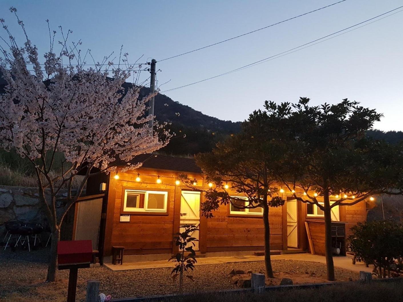 Didimdol Pension Geoje Esterno foto
